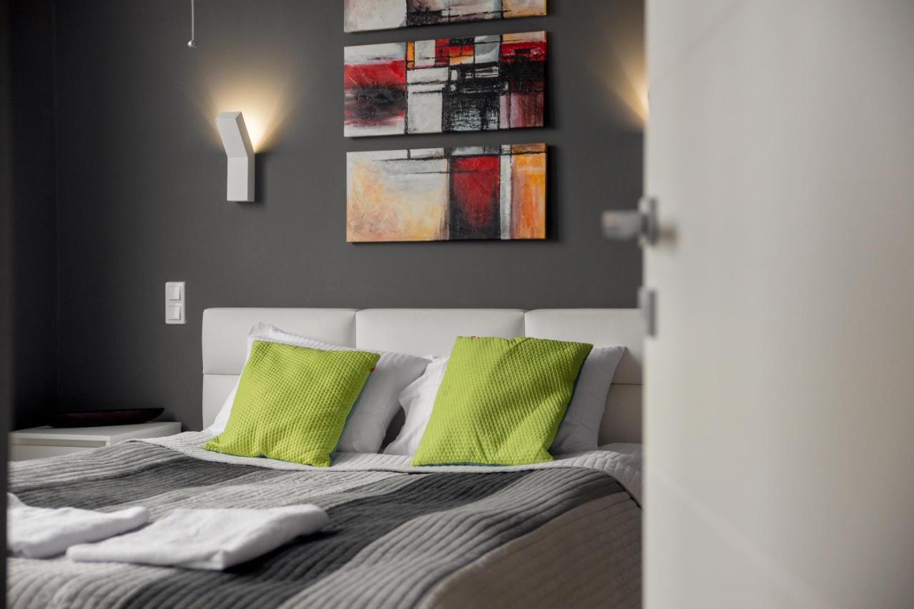 Hlonda Deluxe Apartment With Terrace Warszawa Eksteriør billede
