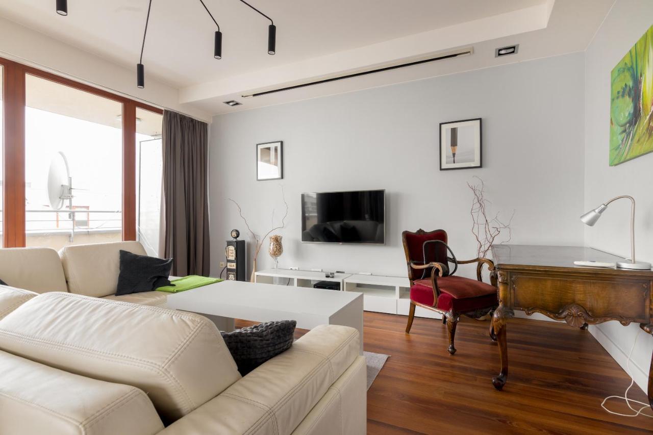 Hlonda Deluxe Apartment With Terrace Warszawa Eksteriør billede