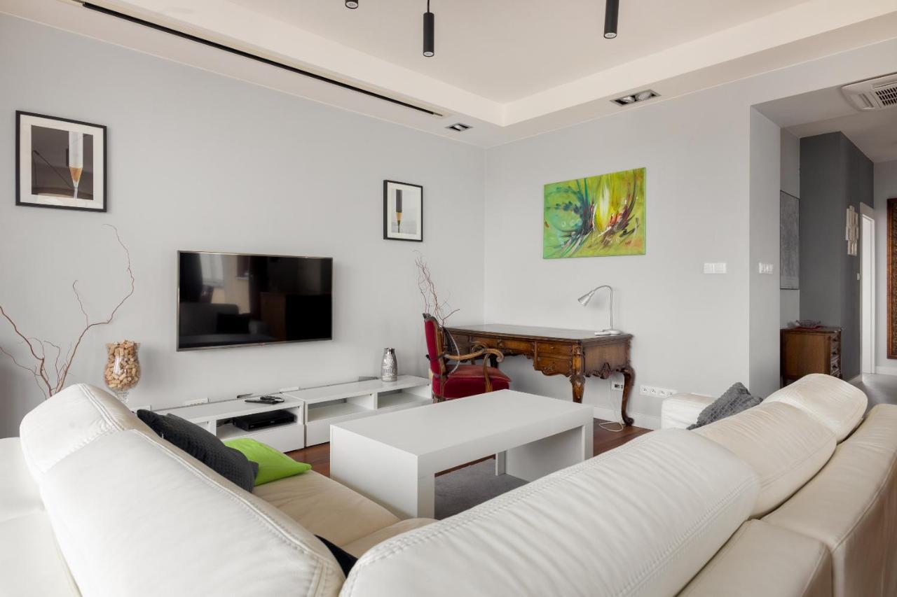 Hlonda Deluxe Apartment With Terrace Warszawa Eksteriør billede